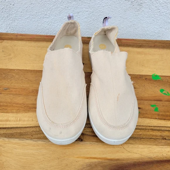 Vionic Beach Slip On Sneaker Canvas Shoes Women's Size 9.5 - Picture 10 of 16